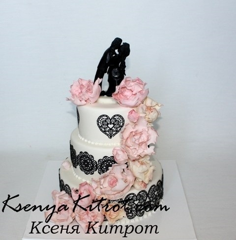 Дизайн торта с начинкой безе???