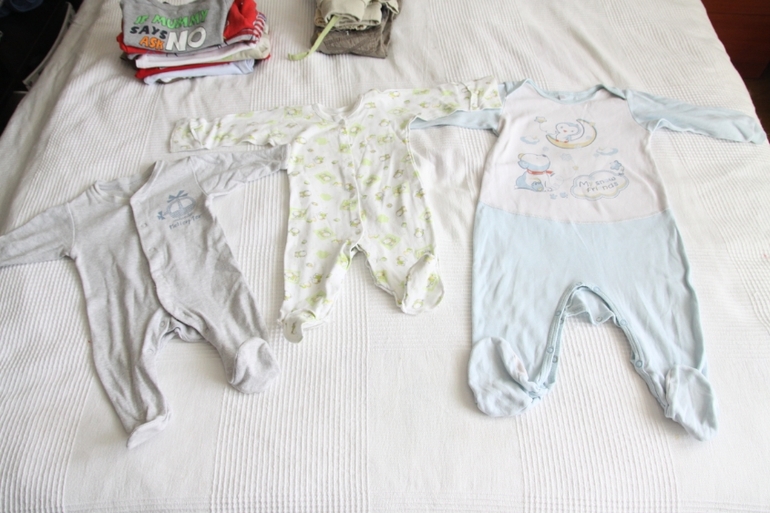 Одежда на разнополую двойню от 0 до 1,5-2 лет