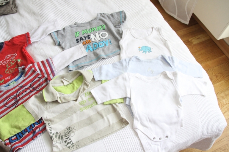 Одежда на разнополую двойню от 0 до 1,5-2 лет