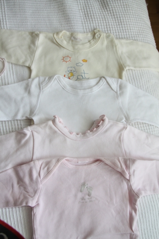 Одежда на разнополую двойню от 0 до 1,5-2 лет