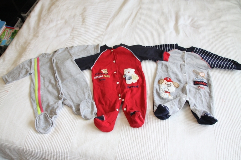Одежда на мальчика и девочку, пакетами возраст 0-1,5 года