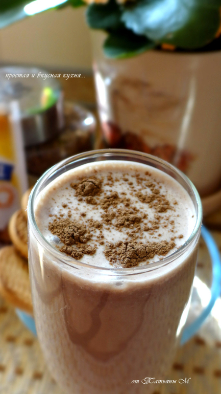 Холодный кофейно-шоколадный напиток с корицей