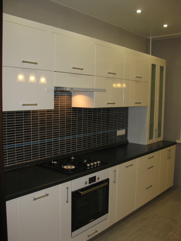 Белая глянцевая кухня: элегантность и стиль в интерьере