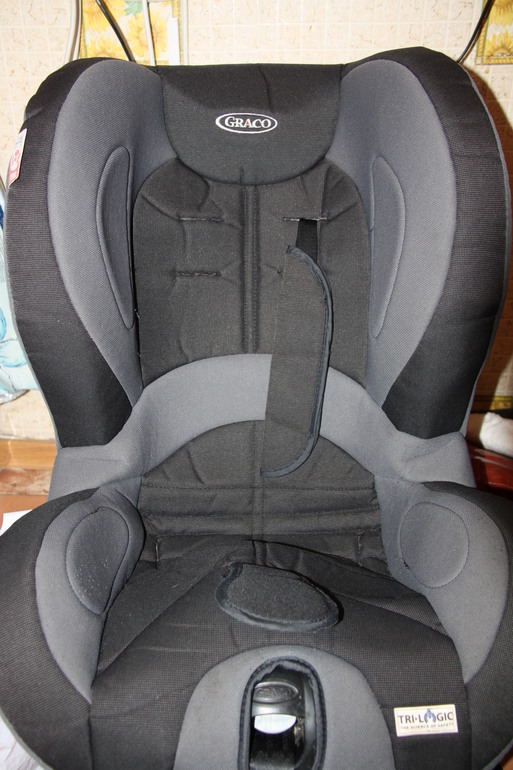 Автокресло Graco 9-18кг 1000руб.