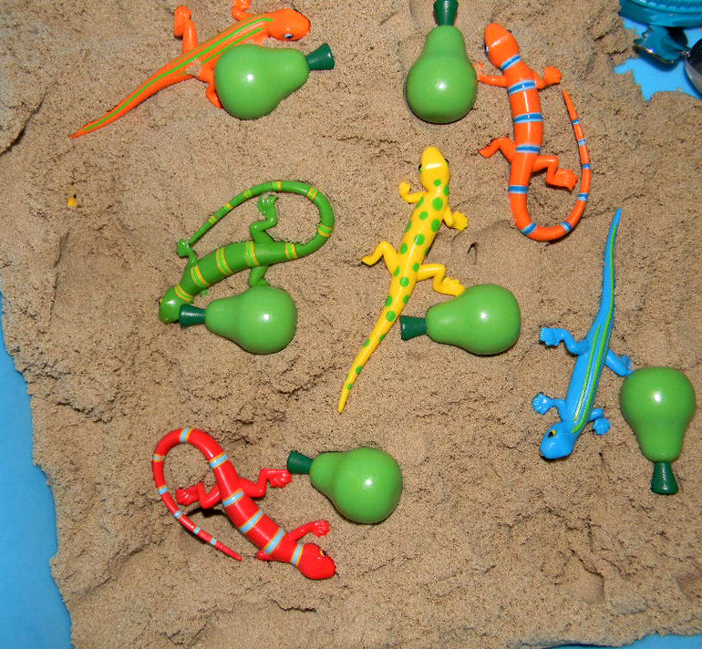 Комплект "творчество с пелёнок".  Путешествуем в зелёную страну