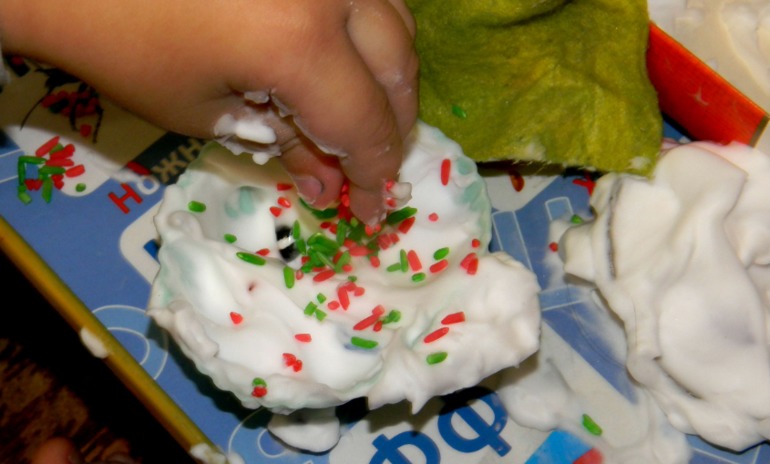 Пенная вечеринка:) Играем с пеной для бритья:)