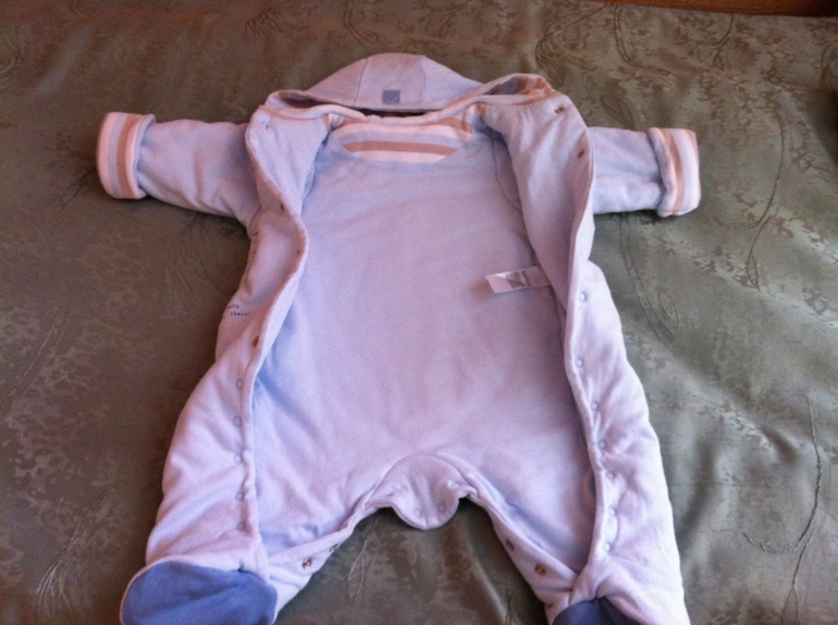 Продам вещи пакетом 6-9 месяцев и 9-12 месяцев