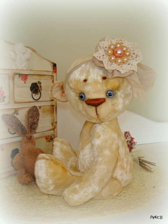 Девочка Пина))