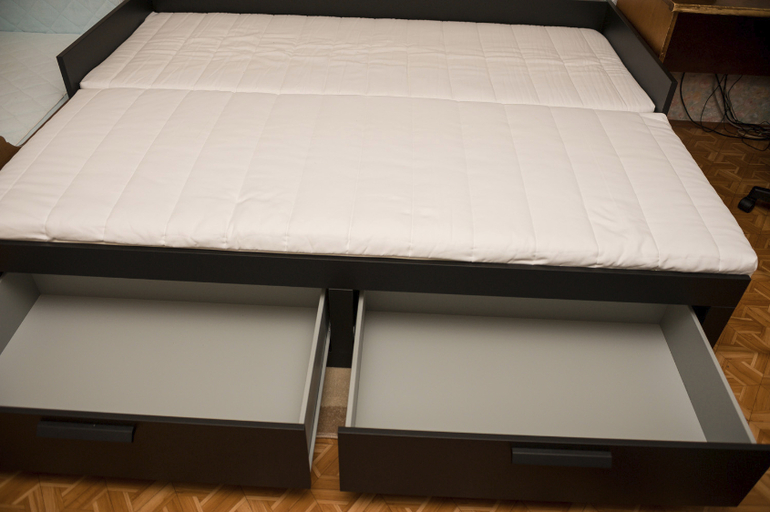 Кровати детей.