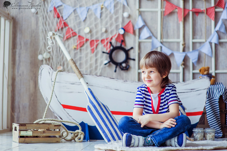 Маленький кораблик. Мечтающий стать капитаном. Дети в тельняшках. Рассказ виктора юзефовича драгунского «друг детства». Юнги на корабле.