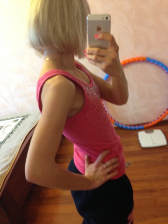 Подстриглась, но пока не красилась.