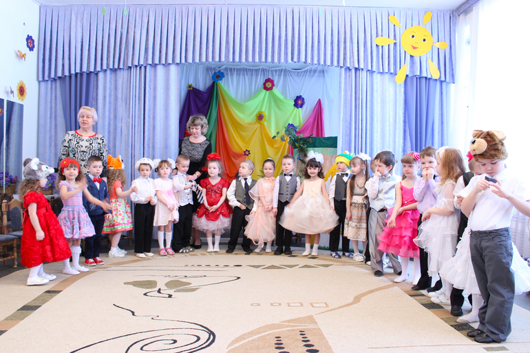 Утренник_ мамский_8мартовский