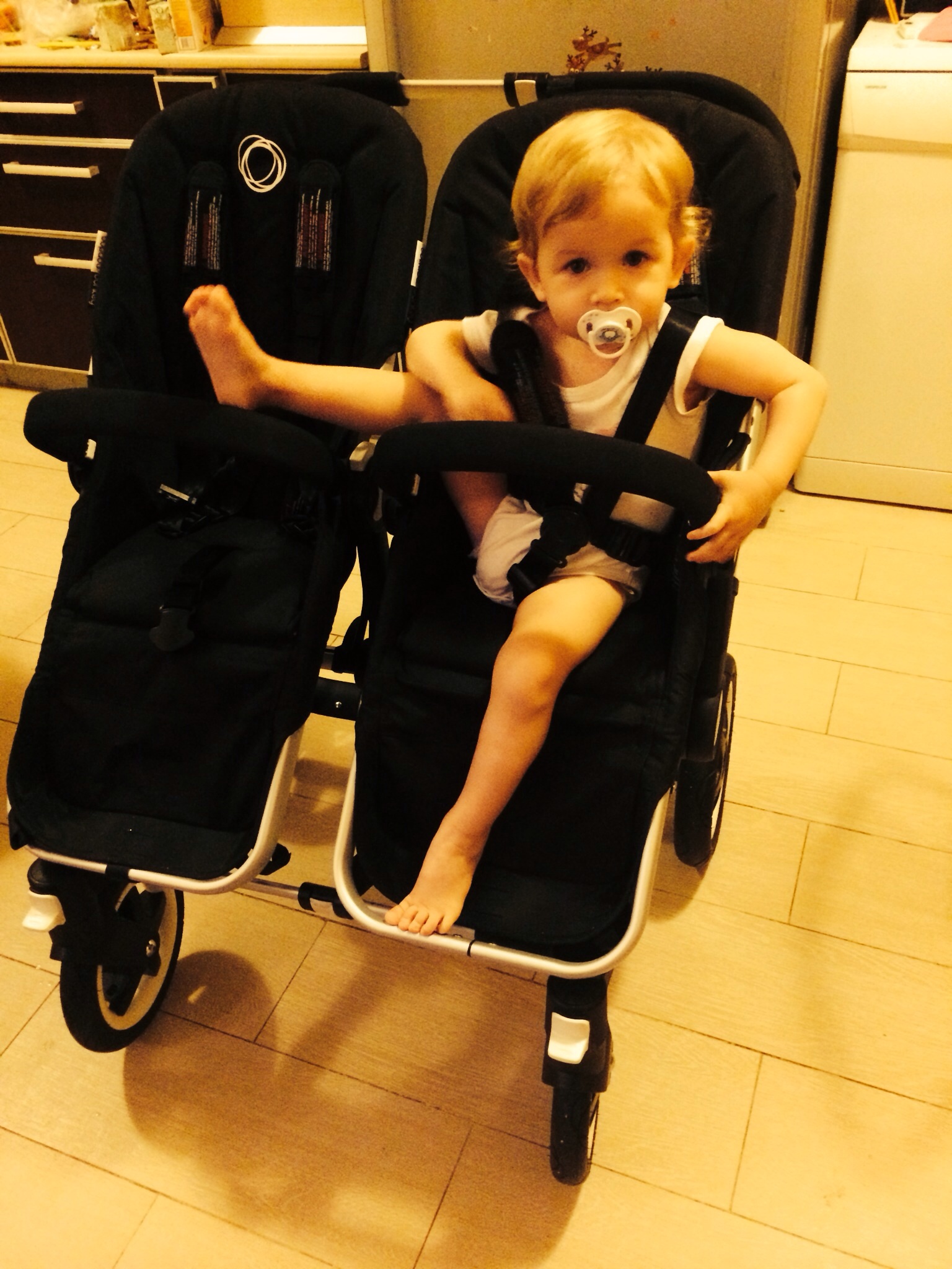 Купили коляску)