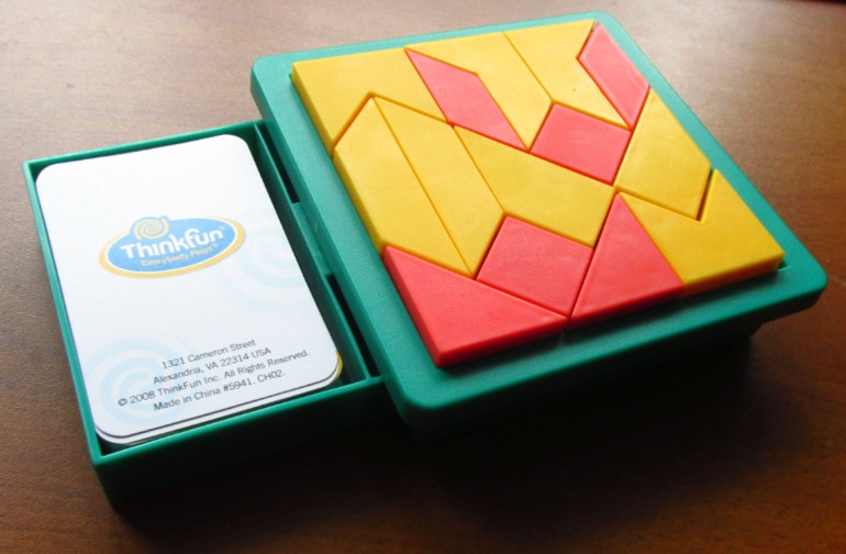 Игра-головоломка: Уголки от Thinkfun (Shape by shape)
