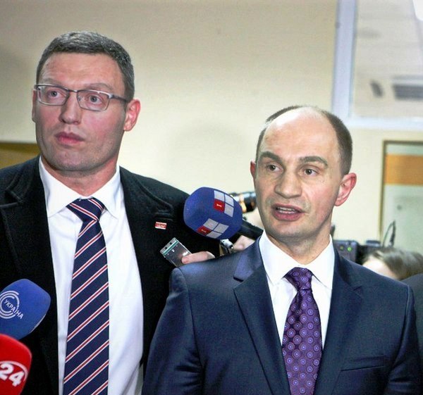 Мне кажется или им реально так лучше))))))))))))