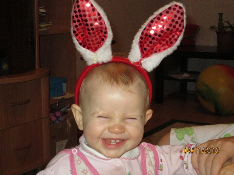 Юлия Тимошенко и заяц Тим-Тим)