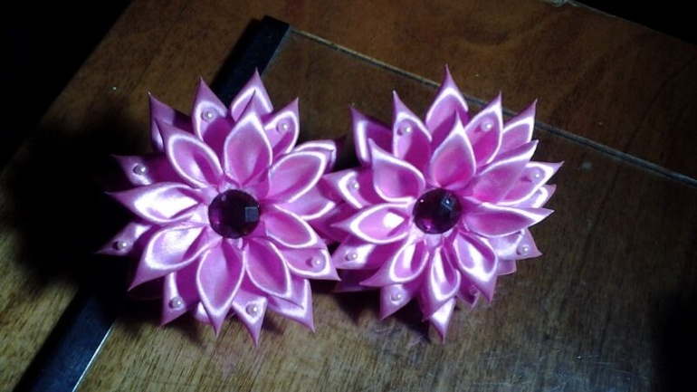 Открытки ! Цветочки для девочек на резинках!