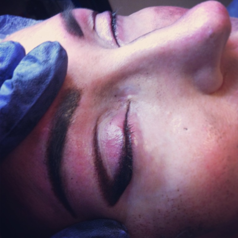 Давненько я тут не появлялась, уж простите...)