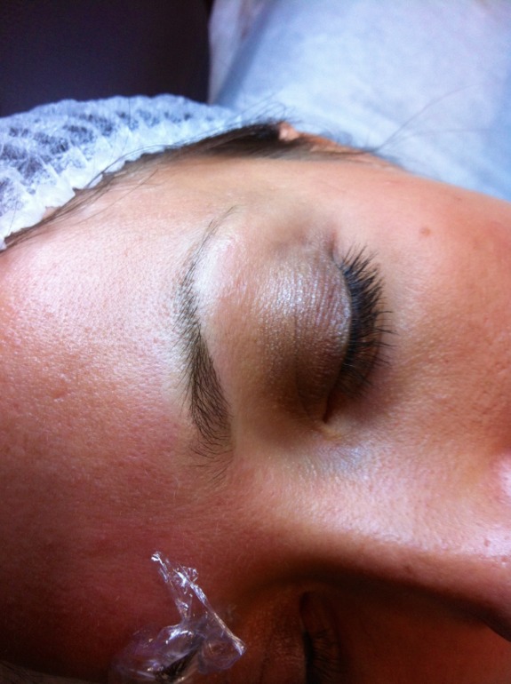 Давненько я тут не появлялась, уж простите...)