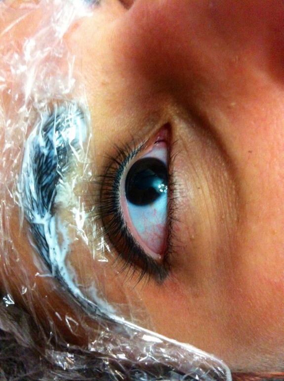 Давненько я тут не появлялась, уж простите...)