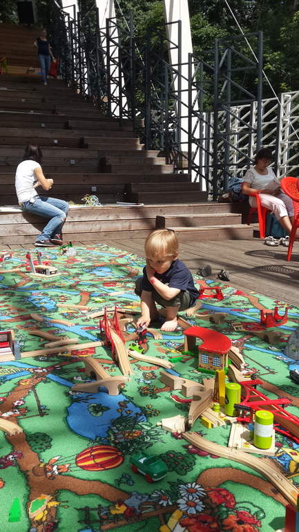 паровозия и аква-садик в парке Фили