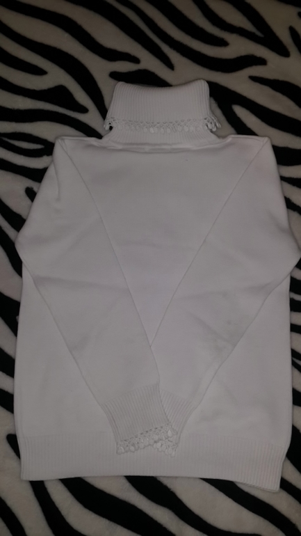 БУ в отличном состоянии на девочку рост 128-140. цены от 100 р