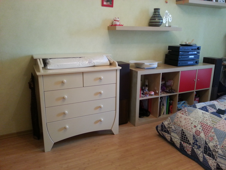 о том, как Новиковы готовились к прилёту аиста с ценным грузом.