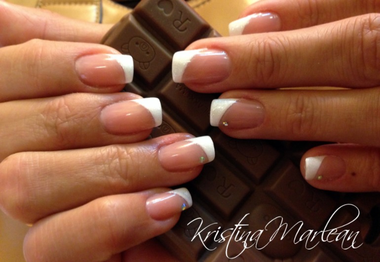 Наращивание ногтей