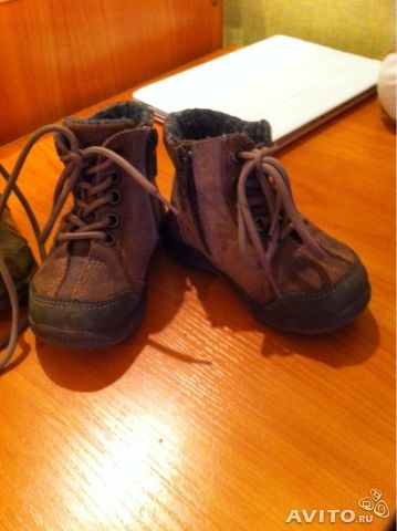 Одежда и обувь б/у в хорошем состоянии для близнецов от 6мес. до 2 лет