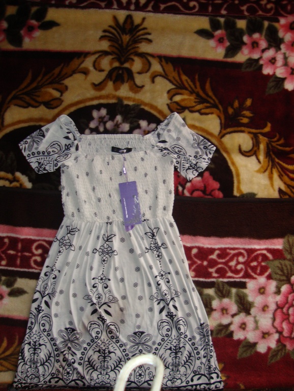 Пристрой платья. 44рр. 500р.