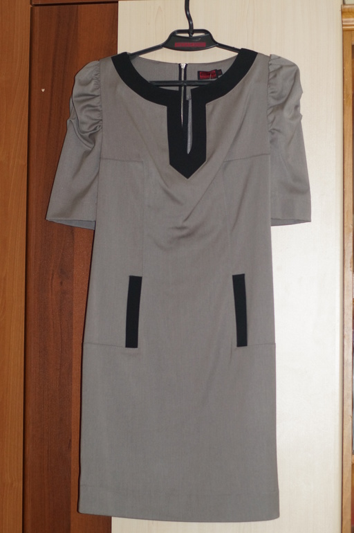 платье BARLEN р42 2000р