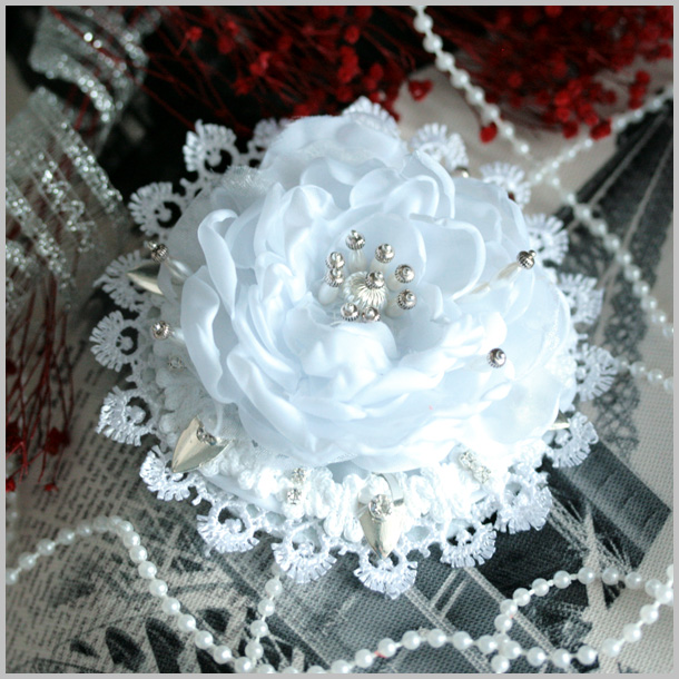 Новые брошечки))