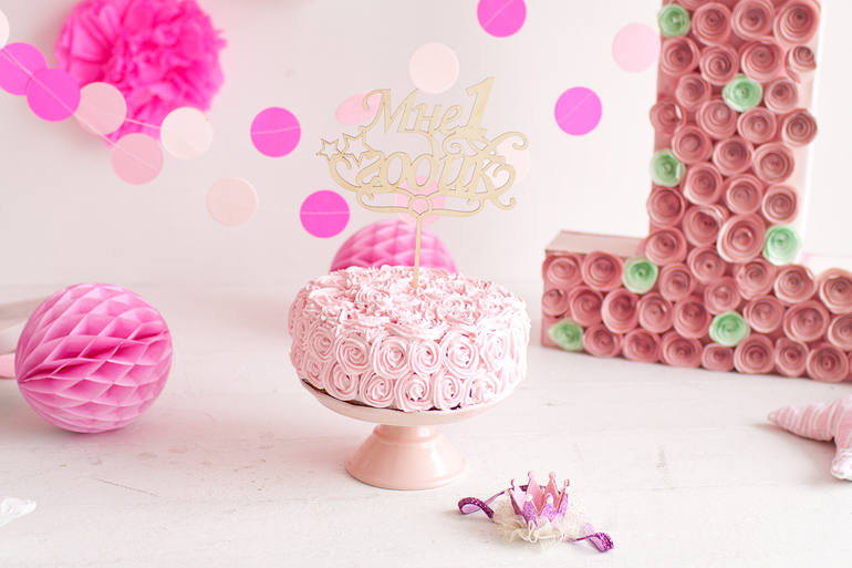 фтосессия крушение тортика на год или smash cake