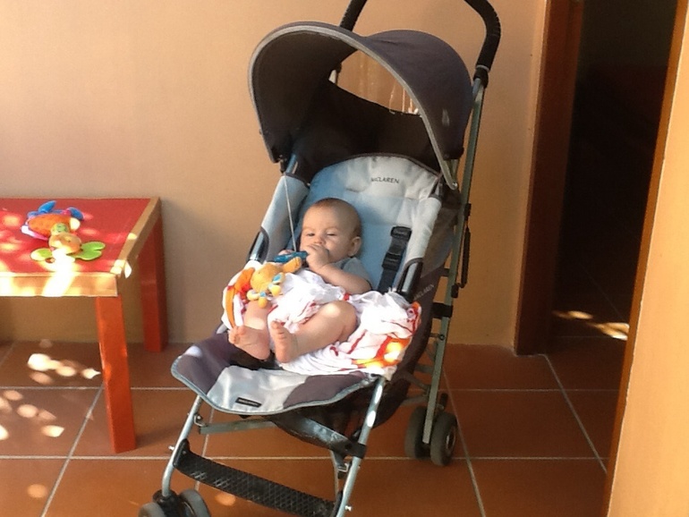 Продам на пхукете коляску Макларен