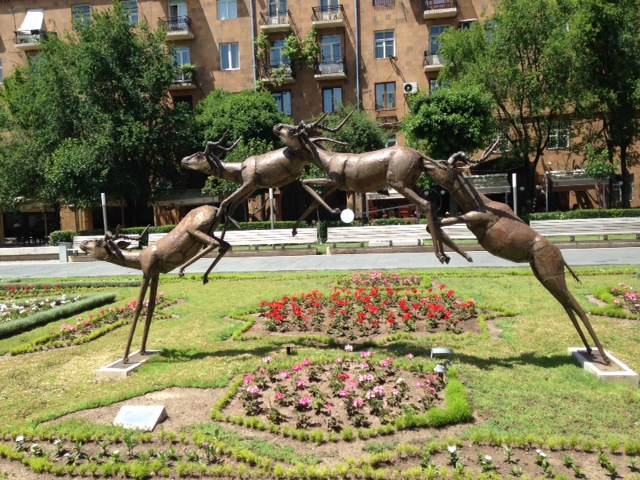 Жизнь в 4 стенах.