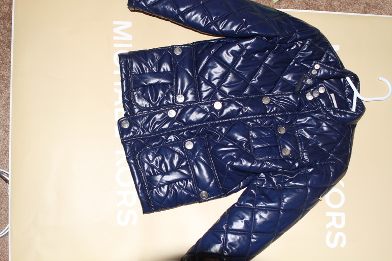 Продам все вещи БУ (оригинал любые проверки)