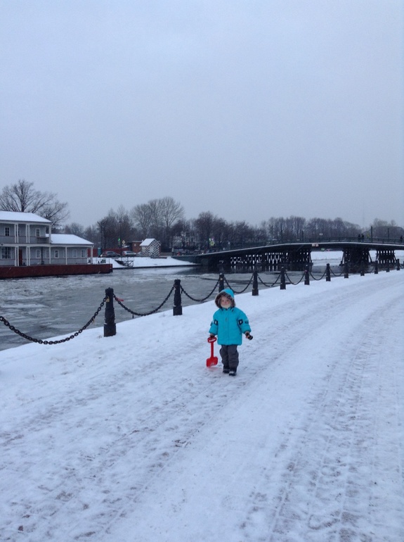 Пока снег еще чистый