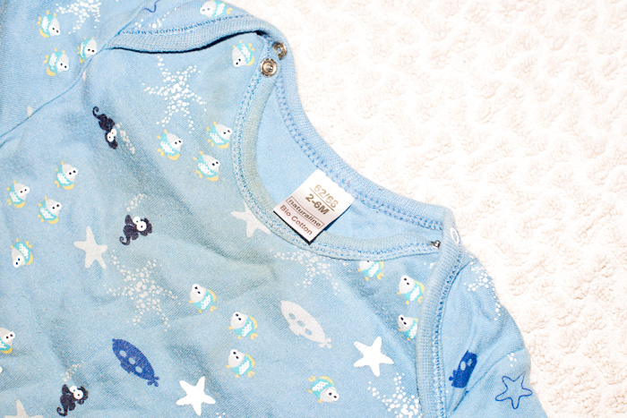 Разобрала детские вещи, всё на продажу. И немного взрослых вещей тоже (в конце списка).