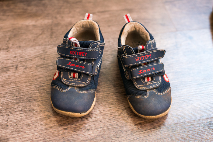 Разобрала детские вещи, всё на продажу. И немного взрослых вещей тоже (в конце списка).