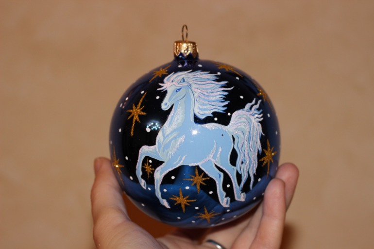 Новогодние игрушки