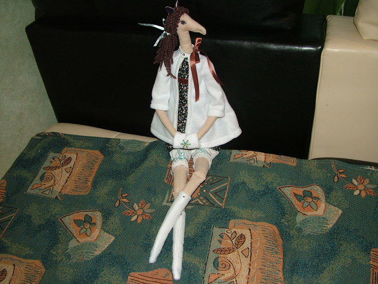 Это кто, конь в пальто...))))