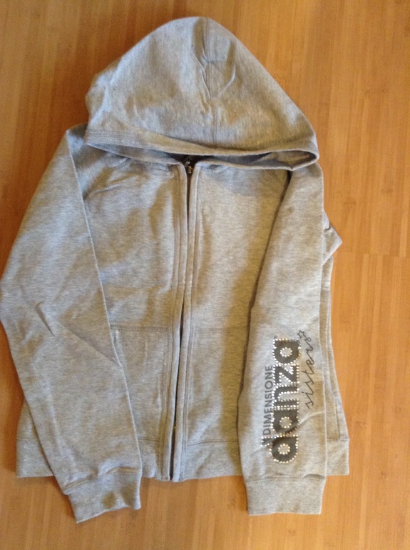 Костюм спортивный Danza, Италия, размер 10 лет Почта!