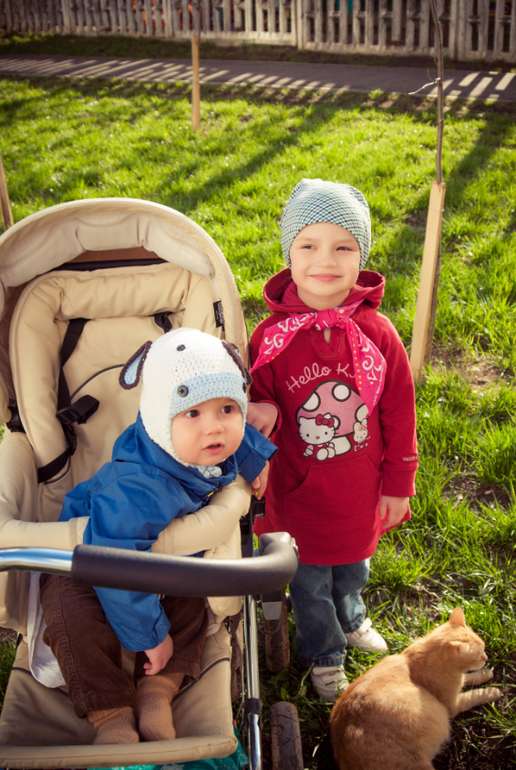 Мир-дружба-жвачка))