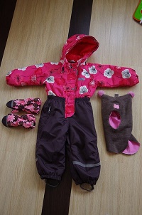 Комбинезон Kerry 80р+ варежи kerry 1р+ шлем Kivat 1р.