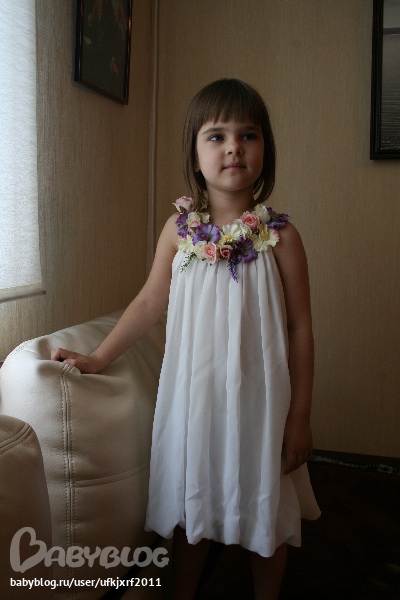 Цветочное платье 5-6 лет 1800 р