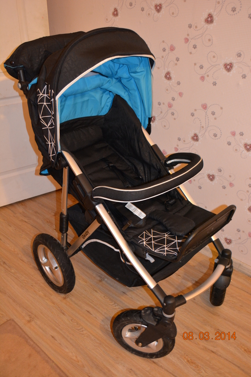 Продаю прогулочную коляску Geoby C780