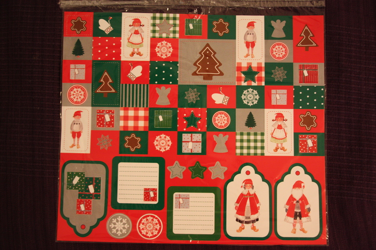 Бумага, Пуговицы, салфетки, дырокольные вырубки, ленты, кружево,заготовка для открытки.