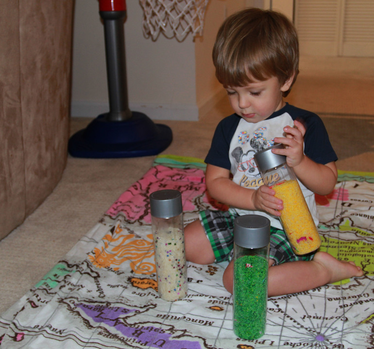 Игра - искалка (I spy bottle)