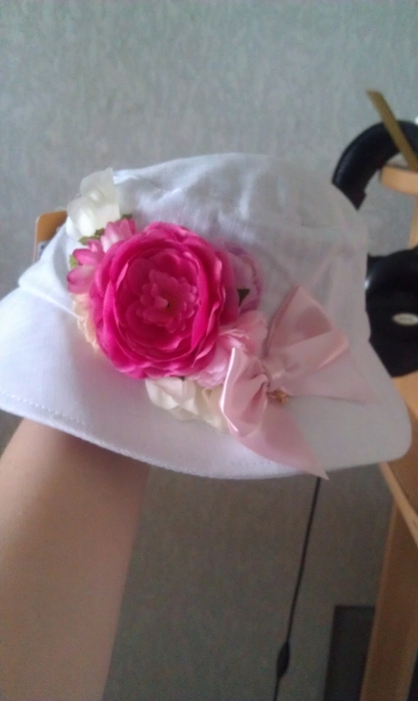 ХВАСТИКИ СУПЕР ГОЛОВНЫХ УБОРОВ ДЛЯ ВСЕЙ СЕМЬИ