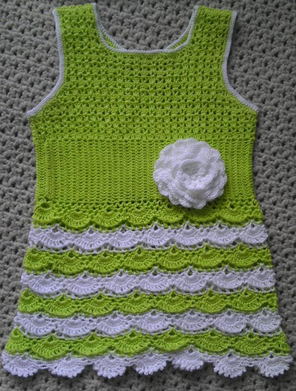 Одно из коллекции летних платьев 2014)